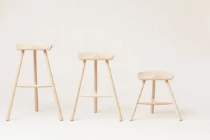 Klassik Studio Sitzgelegenheiten-Form & Refine Shoemaker Chair No. 68 Barhocker, Buche