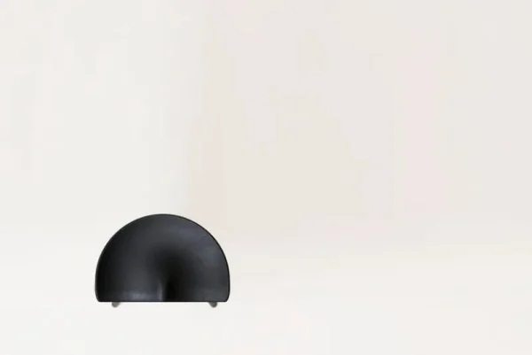 Warm Nordic Sitzgelegenheiten-Form & Refine Shoemaker Chair No. 68 Barhocker, Buche schwarz