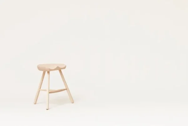Form & Refine Sitzgelegenheiten-Form & Refine Shoemaker Chair No. 49 Hocker, Buche