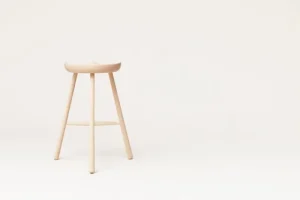 Klassik Studio Sitzgelegenheiten-Form & Refine Shoemaker Chair No. 68 Barhocker, Buche