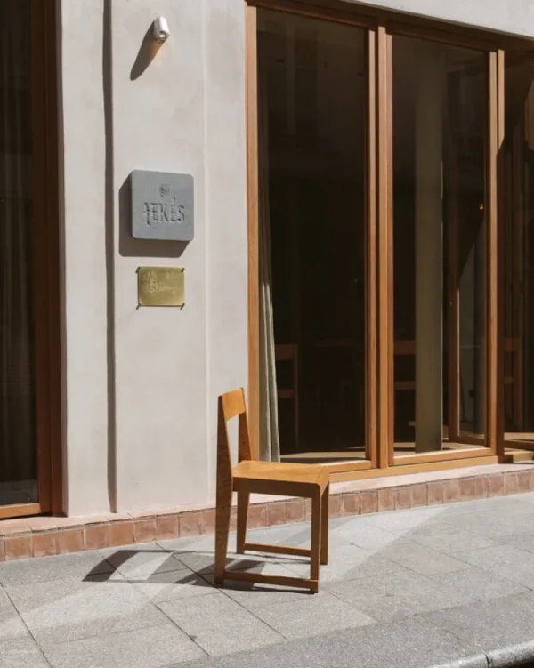 Frama Sitzgelegenheiten-Chair 01, warmes braunes Birkenholz