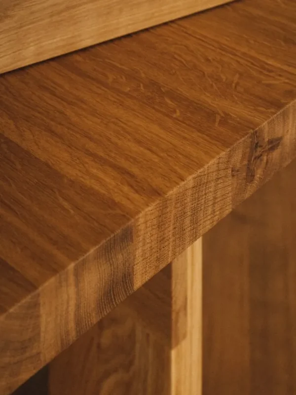 Muuto Tische-Frama Farmhouse Tisch, aufgebockt, 120 quadratisch, Eiche natur