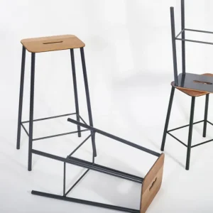 Hem Sitzgelegenheiten-Frama Hocker Adam, 76 cm, Naturleder – mattschwarz
