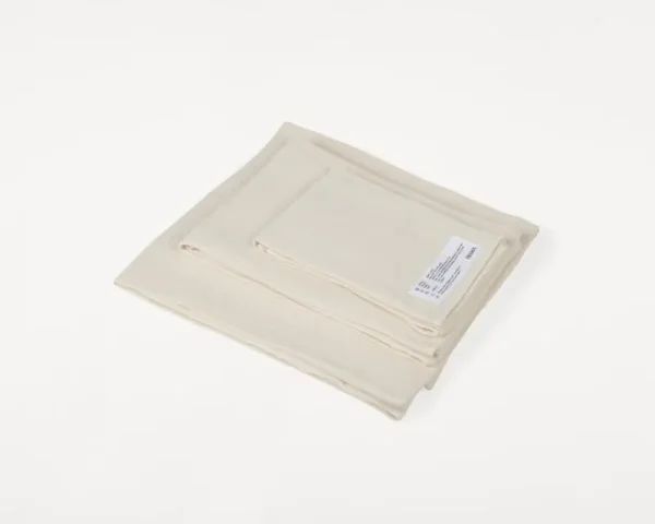 Frama Badezimmertextilien^Light Towel Badelaken, Knochenweiß