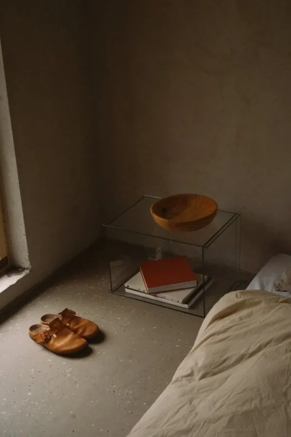 Artek Tische-Frama Rivet Box Tisch, Klarglas