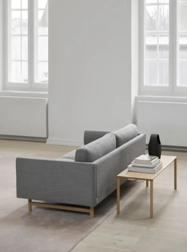 Fredericia Tische-Piloti Couchtisch, 120 x 39 cm, Eiche geräuchert