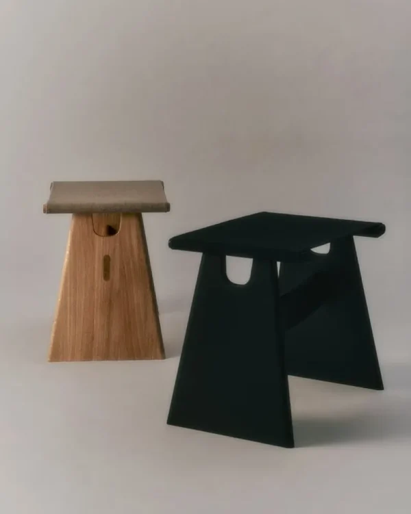 Fritz Hansen Sitzgelegenheiten-Fredericia Seto Hocker, Eiche schwarz lackiert - schwarzes Canvas
