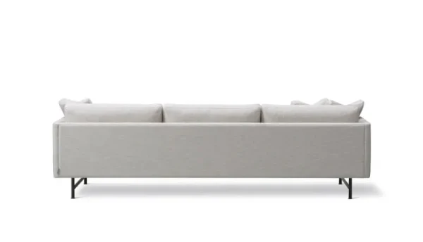 Tapio Anttila Collection Sofas Und Liegen-Fredericia Sofa Calmo 80, 3 Sitzer, Ruskin 10 – schwarzer Stahl