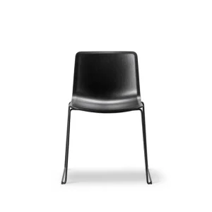 Normann Copenhagen Sitzgelegenheiten-Fredericia Stuhl Pato, Kufengestell, schwarz
