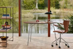 Woud Tische-Fritz Hansen Egg-Tisch, 115 x 84 cm, Chrom – Nussbaum