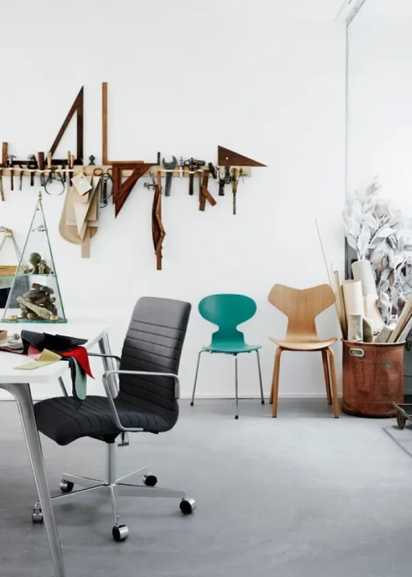 Fritz Hansen Sitzgelegenheiten-Grand Prix 4130 Stuhl, Eiche