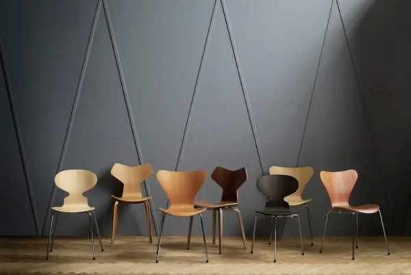 Fritz Hansen Sitzgelegenheiten-Grand Prix 4130 Stuhl, Eiche