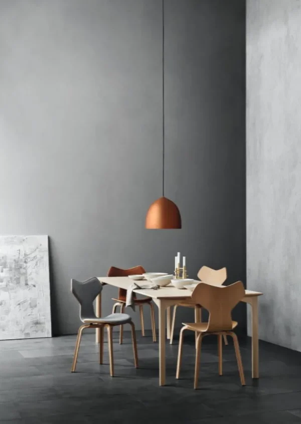 Fritz Hansen Sitzgelegenheiten-Grand Prix 4130 Stuhl, Eiche