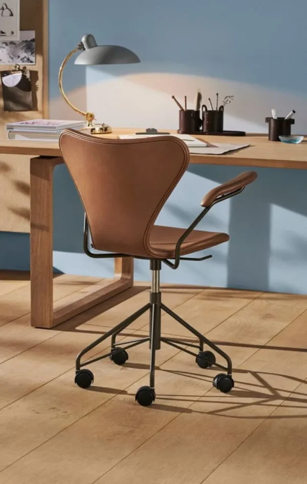 Fritz Hansen Schreibtischlampen | Tischlampen-Kaiser Idell 6631 T Luxus Tischleuchte, Hellgrau – Messing