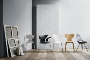 &Tradition Sitzgelegenheiten-Fritz Hansen Serie 7 3107Stuhl, Chrom - Weiß