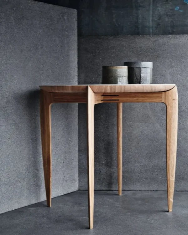 Fritz Hansen Tische-Tray Tisch, Eiche