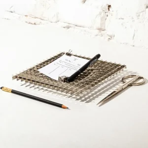 Fundamental Berlin Dekorationsgegenstände^Gravity Tablett, 20 x 20 cm, Edelstahl