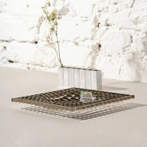 Fundamental Berlin Dekorationsgegenstände^Gravity Tablett, 20 x 20 cm, Edelstahl