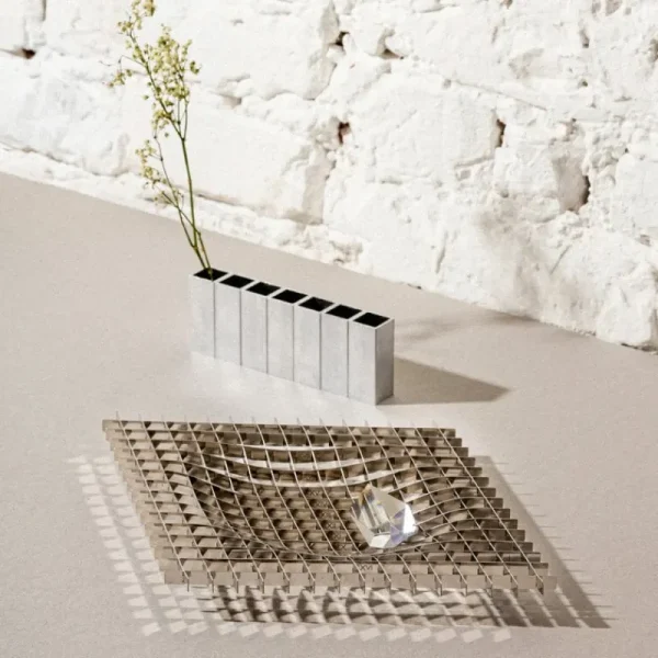 Fundamental Berlin Dekorationsgegenstände^Gravity Tablett, 20 x 20 cm, Edelstahl