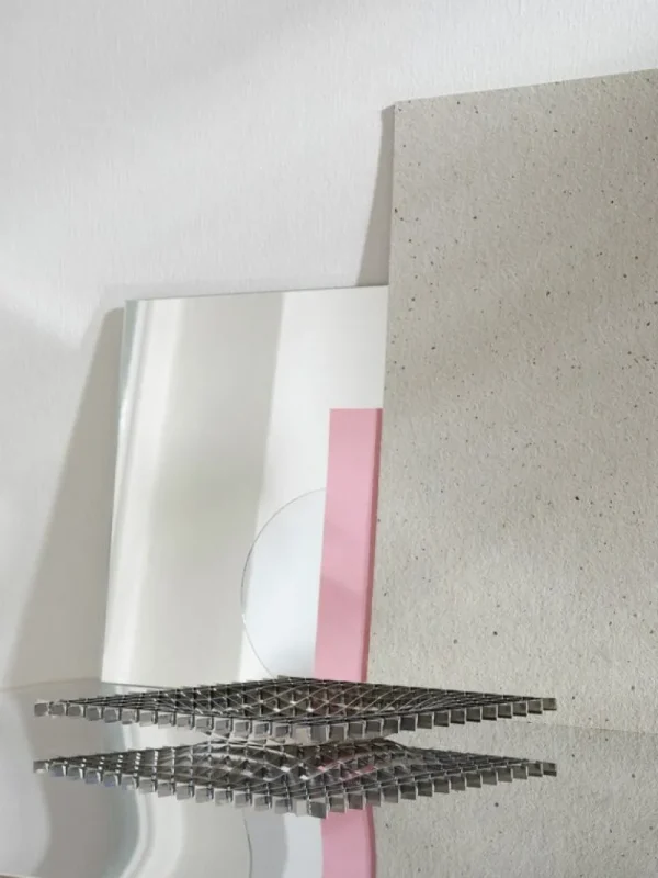 Fundamental Berlin Dekorationsgegenstände^Gravity Tablett, 20 x 20 cm, Edelstahl