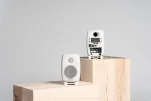 Genelec Unterhaltungselektronik^G One (B) Aktivlautsprecher, weiß