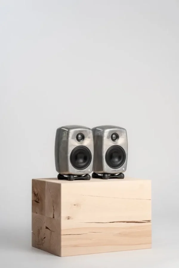 Genelec Unterhaltungselektronik^G Two (B) Aktivlautsprecher, RAW Aluminium