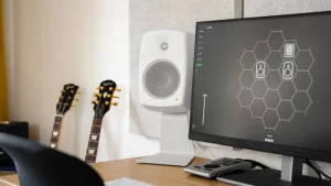 Genelec Unterhaltungselektronik^Tischständer für G Three Lautsprecher, L-förmig, Schwarz