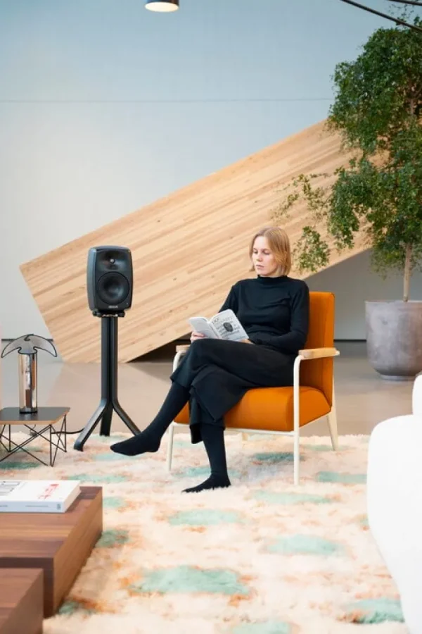 Genelec Unterhaltungselektronik^Triol Lautsprecherstativ, Schwarz