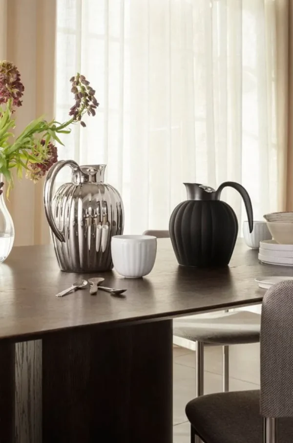 Georg Jensen Karaffen Und Krüge^Bernadotte Thermoskanne, 0,8 L, Midnight Black