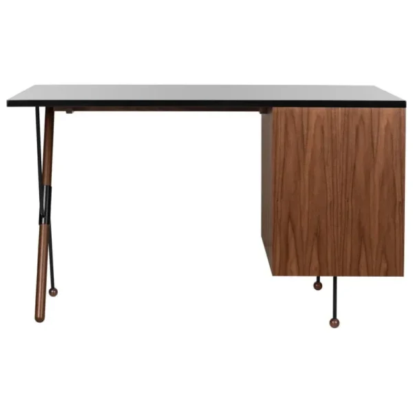 GUBI Schreibtische Und Raumtrenner | Tische^62 Desk, Walnuss – schwarz
