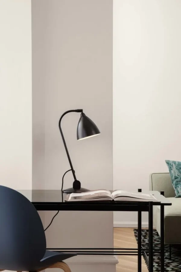 GUBI Bürobeleuchtung | Schreibtischlampen^Bestlite BL2 Tischleuchte, Chrom - schwarz seidenmatt