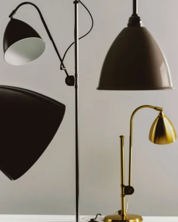 Louis Poulsen Tischlampen-GUBI Bestlite BL1 Tischleuchte, Messing