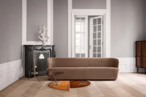 Nikari Tische-GUBI Couchtisch Pedrera Messing