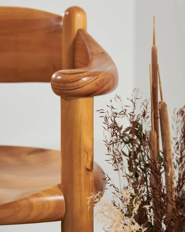 New Works Sitzgelegenheiten-GUBI Daumiller Sessel, Golden Pine