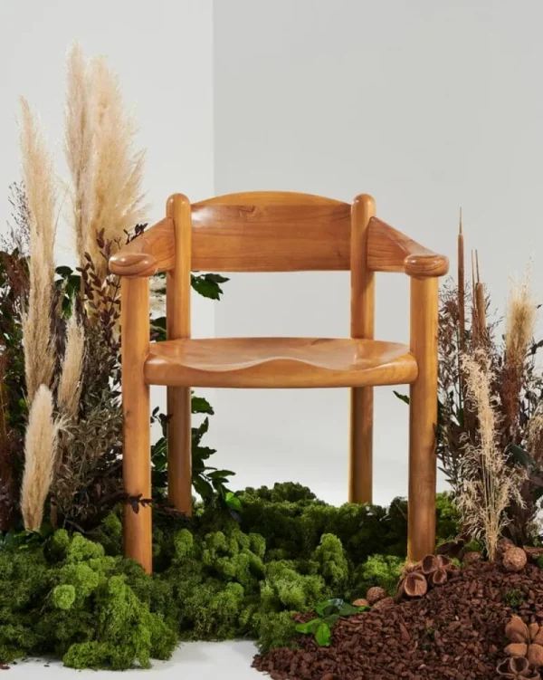New Works Sitzgelegenheiten-GUBI Daumiller Sessel, Golden Pine