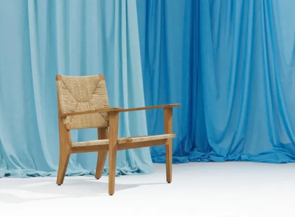 GUBI Terrassenmöbel^F-Chair Outdoor Loungesessel, natur, Teakholz