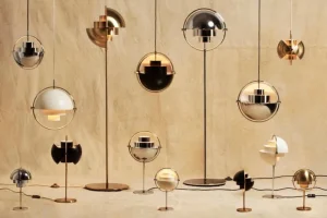 Carl Hansen & Su00f8n Deckenleuchten-GUBI Multi-Lite Pendelleuchte, klein, Messing - weiß seidenmatt