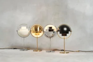 Petite Friture Tischlampen-GUBI Multi-Lite Tischleuchte, Chrom - weiß seidenmatt