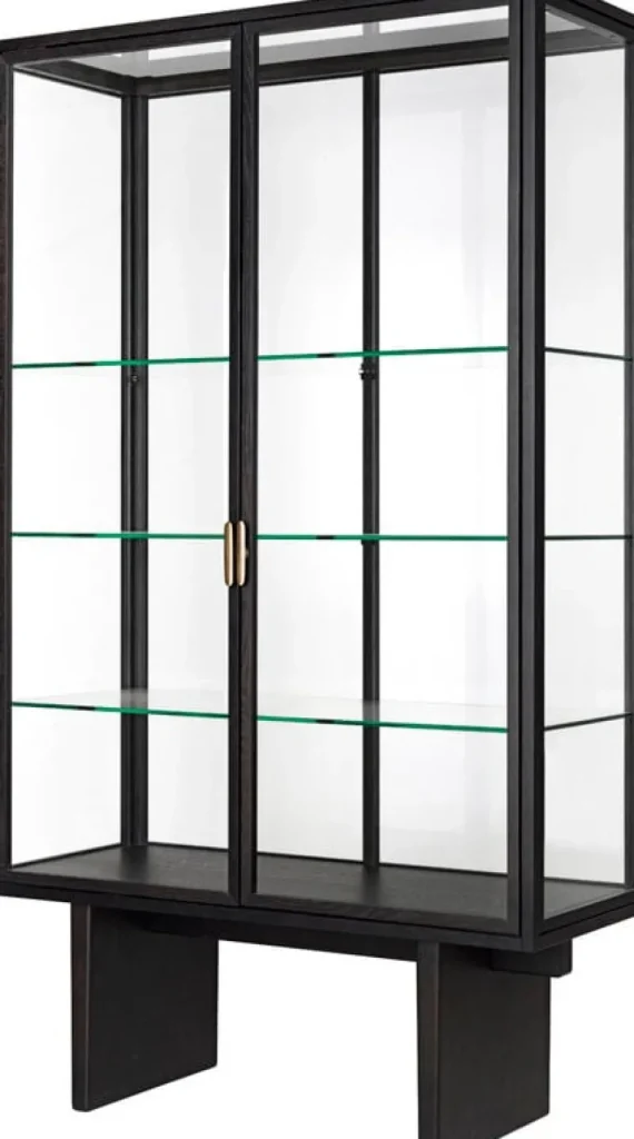 GUBI Aufbewahrungsmöbel-Private Vitrine, Eiche schwarz/braun gebeizt