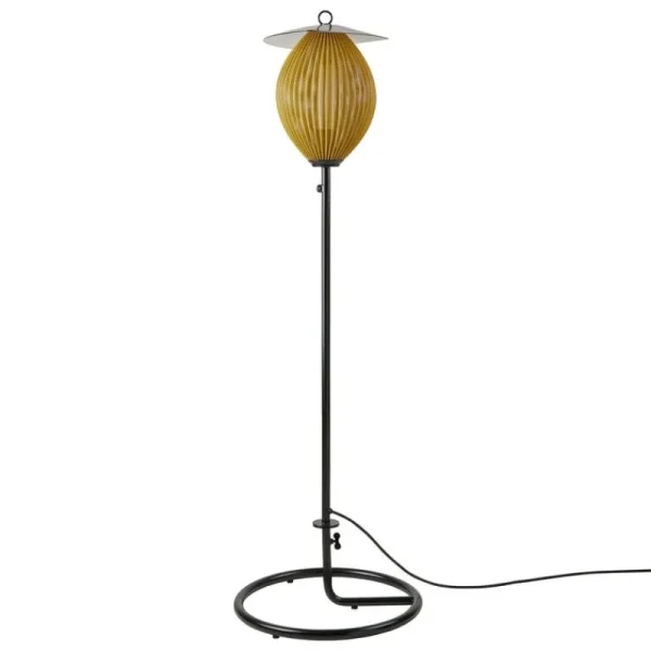 GUBI Außenbeleuchtung | Außenleuchten^Satellite Outdoor Stehleuchte, Schwarz - Senfgold