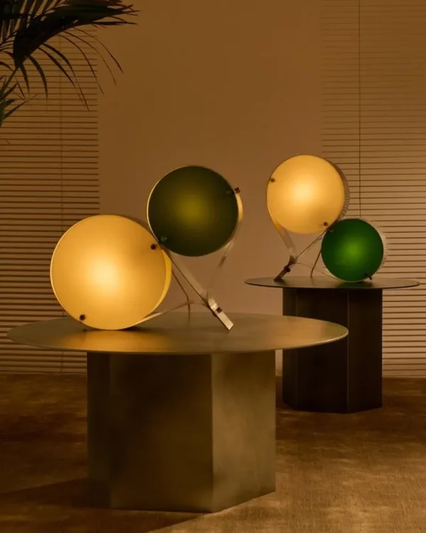 GUBI Tischlampen-Tischleuchte Coppia, Stahl, Elfenbein – Oliv