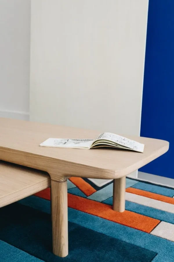 Vitra Tische-Hartô Camille L29 Couchtisch, Eiche natur