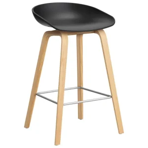 AYTM Sitzgelegenheiten-HAY About A Stool AAS32, 65 cm, Schwarz 2.0 - Eiche lackiert - Stahl
