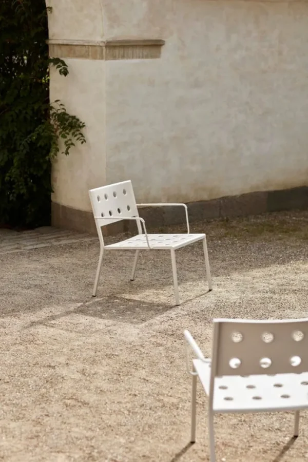 HAY Terrassenmöbel | Sitzgelegenheiten^Balcony Lounge-Armlehnstuhl, Kreidebeige