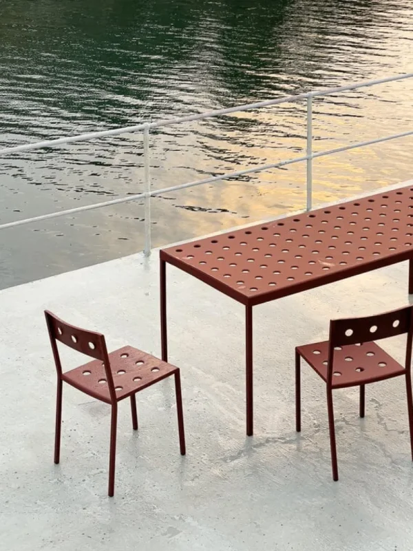 HAY Terrassenmöbel | Tische^Balcony Tisch, 144 x 76 cm, Eisenrot
