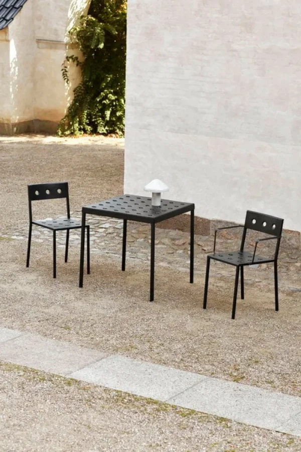 HAY Terrassenmöbel | Tische^Balcony Tisch, 75 x 76 cm, Anthrazit