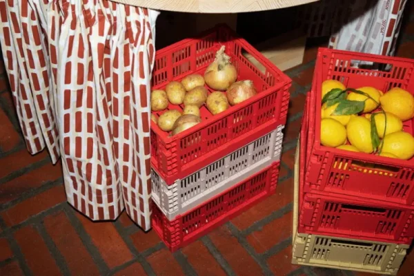 HAY Badezimmeraccessoires | Aufbewahrungsbehälter^Colour Crate, M, recycelter Kunststoff, Puderrosa