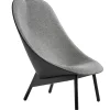 HAY Sitzgelegenheiten-Loungesessel Uchiwa, schwarze Beine, schwarzes Leder – Hallingda