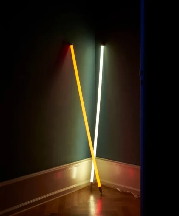 Flos Stehleuchten | Tischlampen-HAY Neon Tube LED Röhre, 150 cm, warmes Weiß