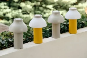 HAY Außenbeleuchtung | Außenleuchten^PC Portable Tischleuchte, kühles Grau